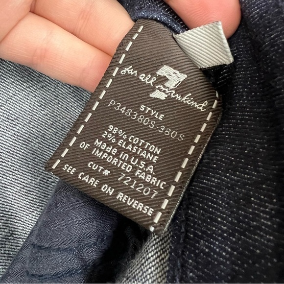 𝅺7FAM 7 For All Mankind Dark Wash Crop Dojo Jeans Sz 28 - Picture 5 of 7